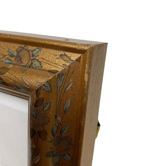 Floral Gilt Wood Photo Frame for 5x7" Photo plus Photo Sleeve Insert - Picture 8 of 13